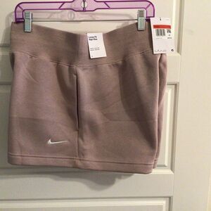 Nike Women's Sportswear High Waist Fleece Shorts‎ FD1409 Size L Tan